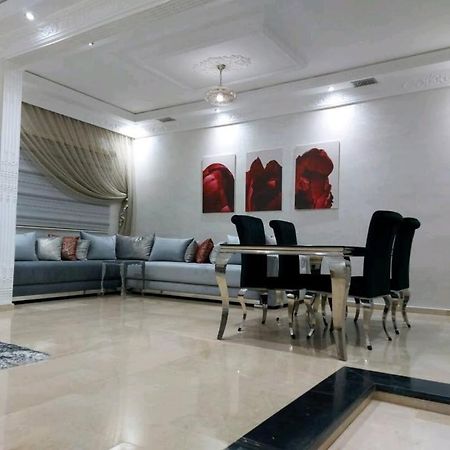 B&B Deluxe Comfort เฟส ภายนอก รูปภาพ